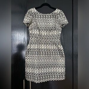 Vince camuto mini dress with pockets